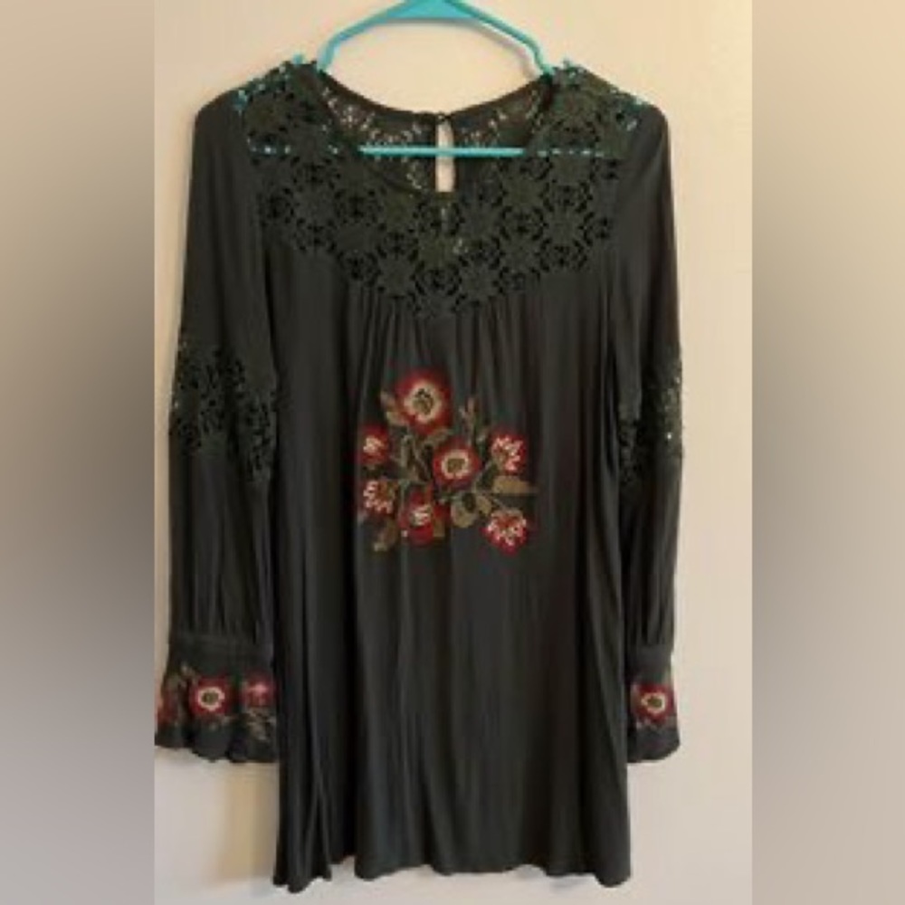 Alter’d State women’s dress